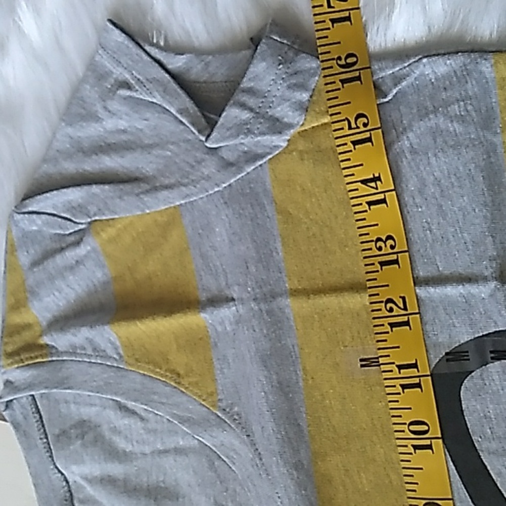 HELLO KITTY SANRIO T SHIRT TOP CAP SLEEVES YELLOW STRIPED SZ M MEDIUM - Picture 3 of 4